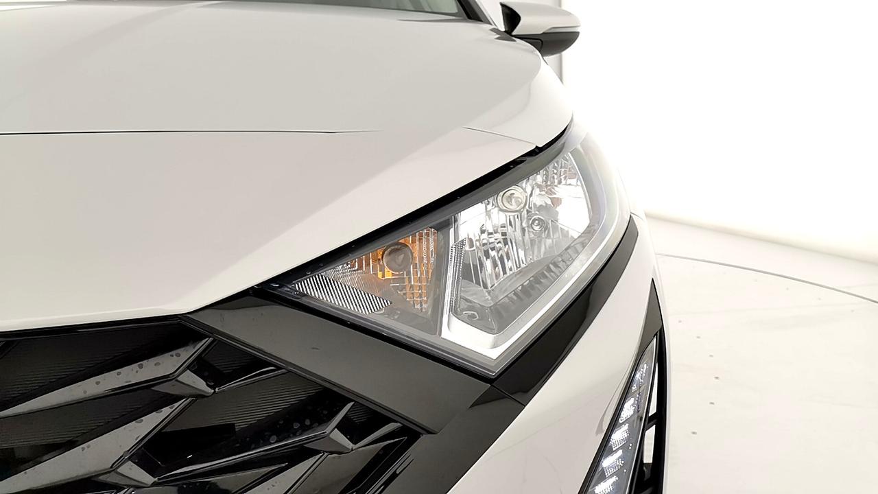 HYUNDAI i20 III 2023 - i20 1.0 t-gdi Connectline 90cv dct