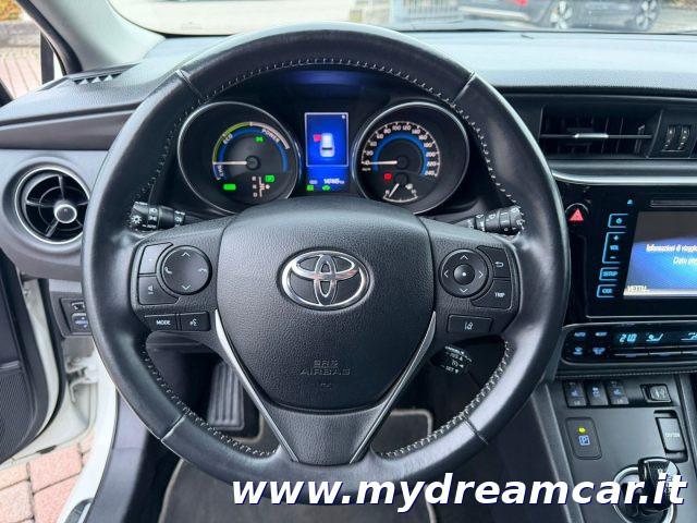 TOYOTA Auris Touring Sports 1.8 Hybrid