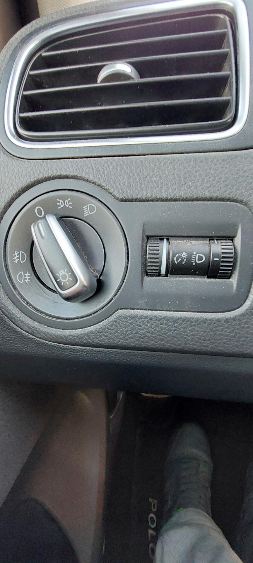 POLO 1,2 DIESEL 75 CV X NEOPATENTATI TELEFONO BLUETOOTH GOMME NUOVE IMPECCABILE