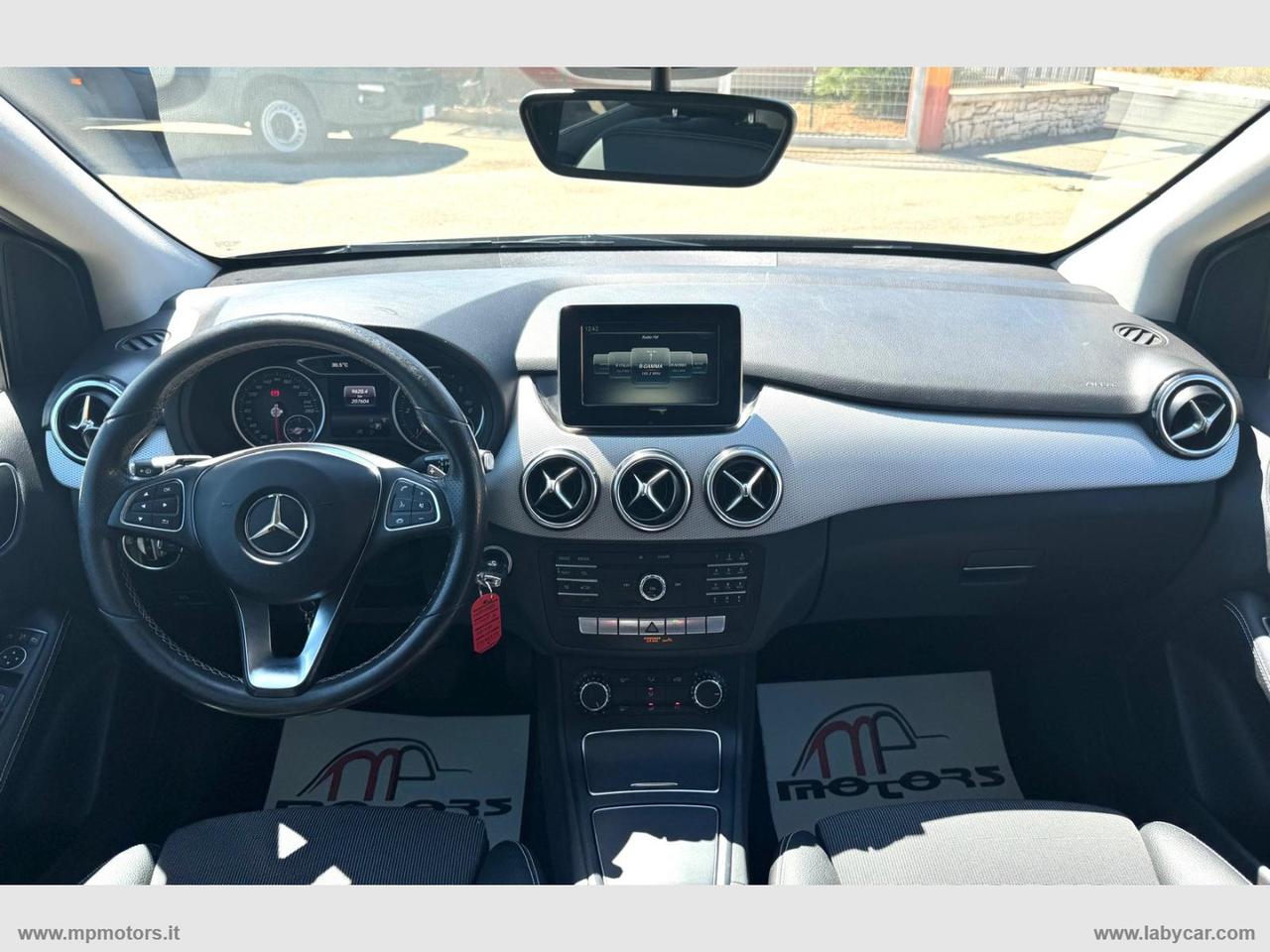 MERCEDES-BENZ B 180 PREMIUM 1.5 D 116CV AUTOMATICA