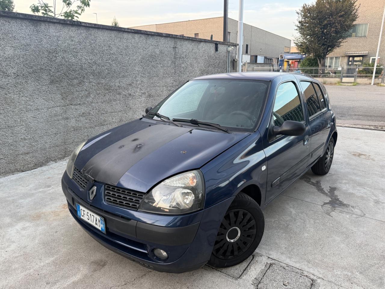 Renault Clio 1.2 benzina 43KW consumi bassi