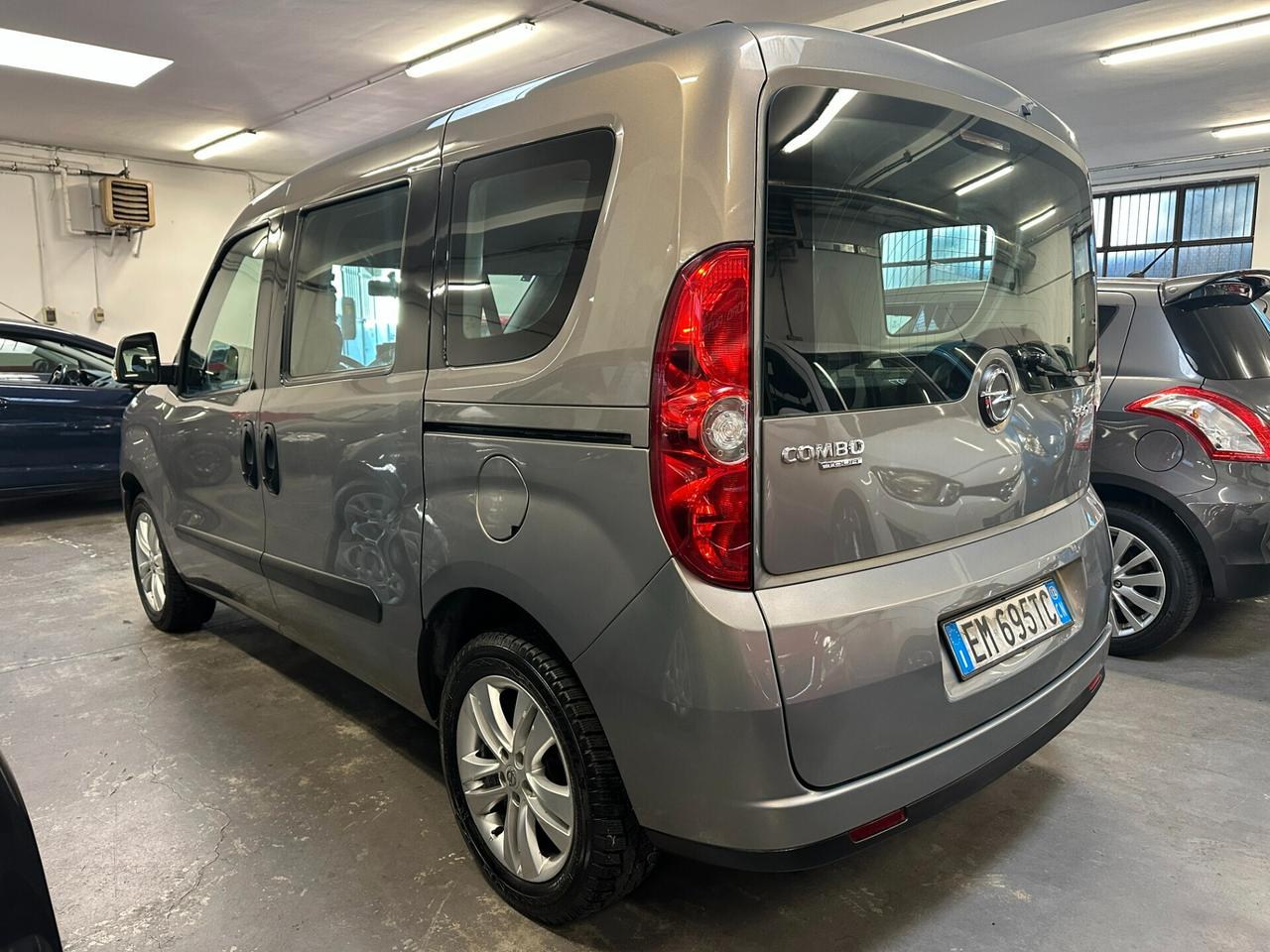 Opel Combo 1.4 Turbo EcoM 120CV PC-TN Cosmo