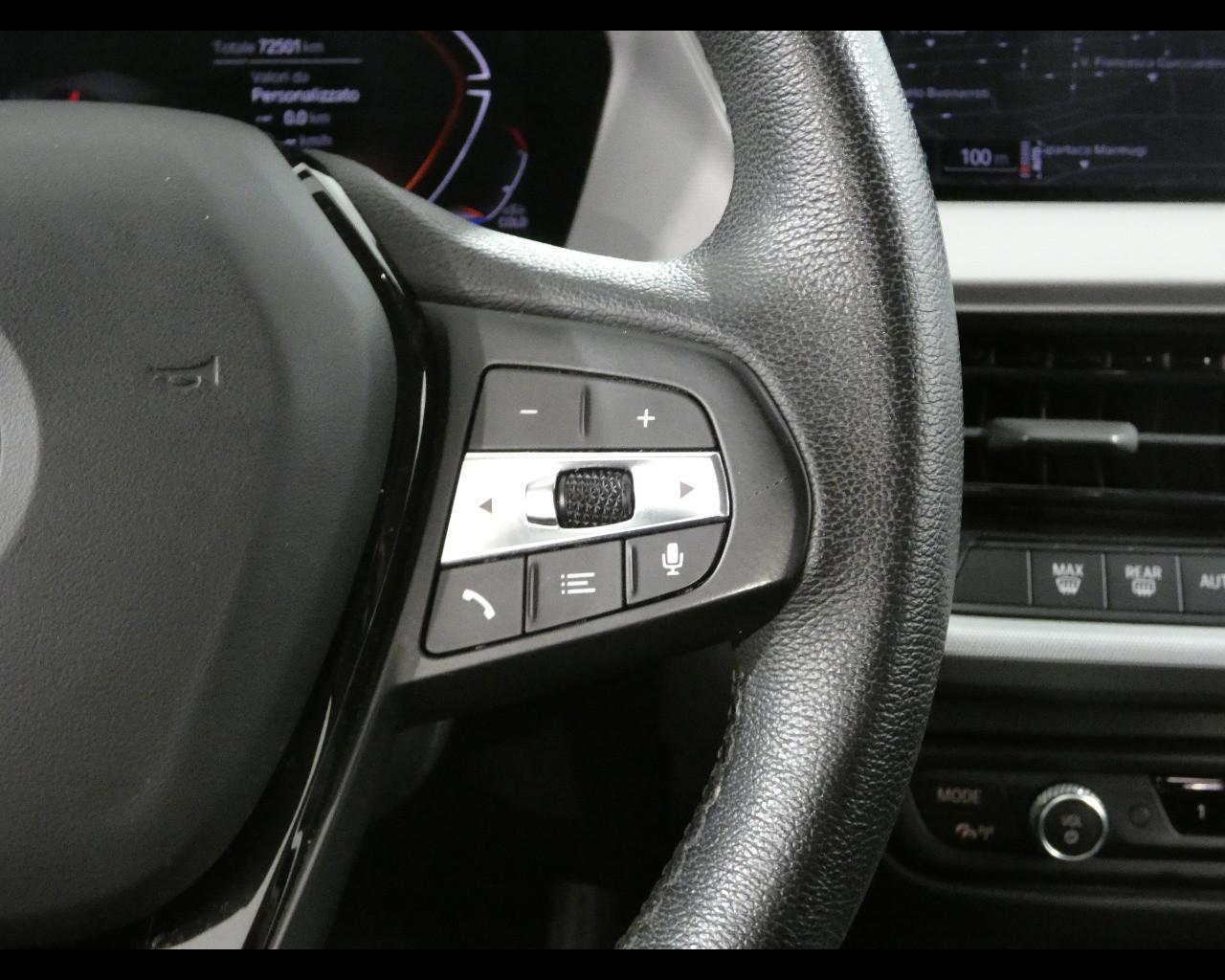 BMW Serie 1 (F40) - 118d 5p. Business Advantage