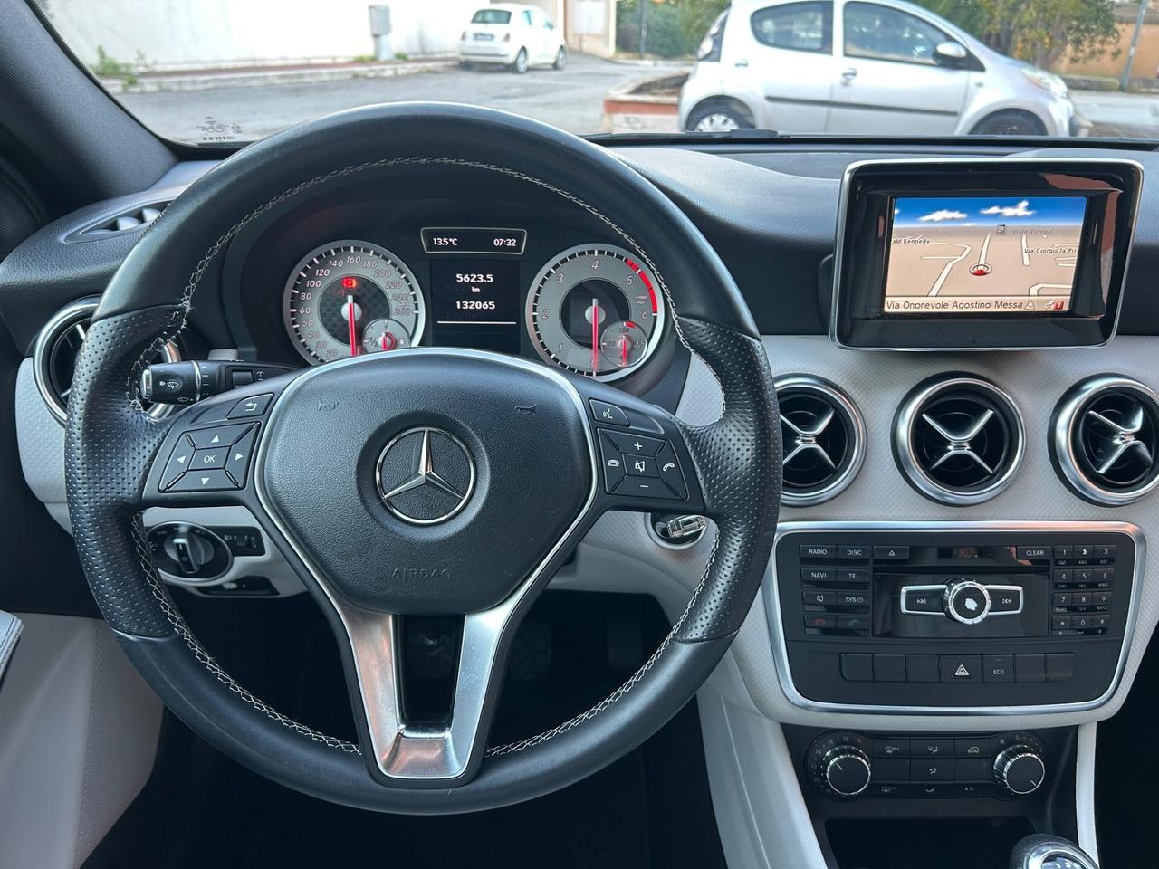 Mercedes-benz A 180 CDI Premium km verificati