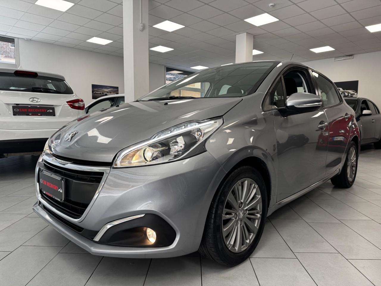 Peugeot 208 BlueHDi 100 S&S 5 porte Allure