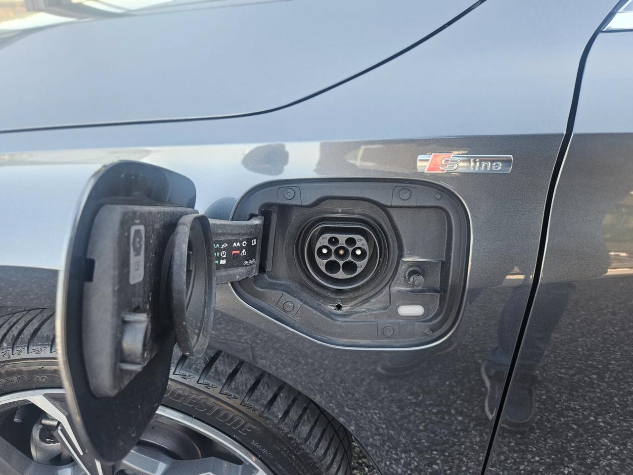 Audi A3 SPB 40 TFSI e S tronic line edition - Plug-in -