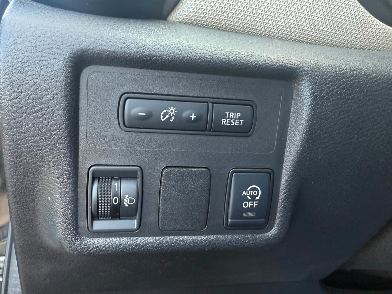 Nissan Micra 1.0 AUTOMATICA