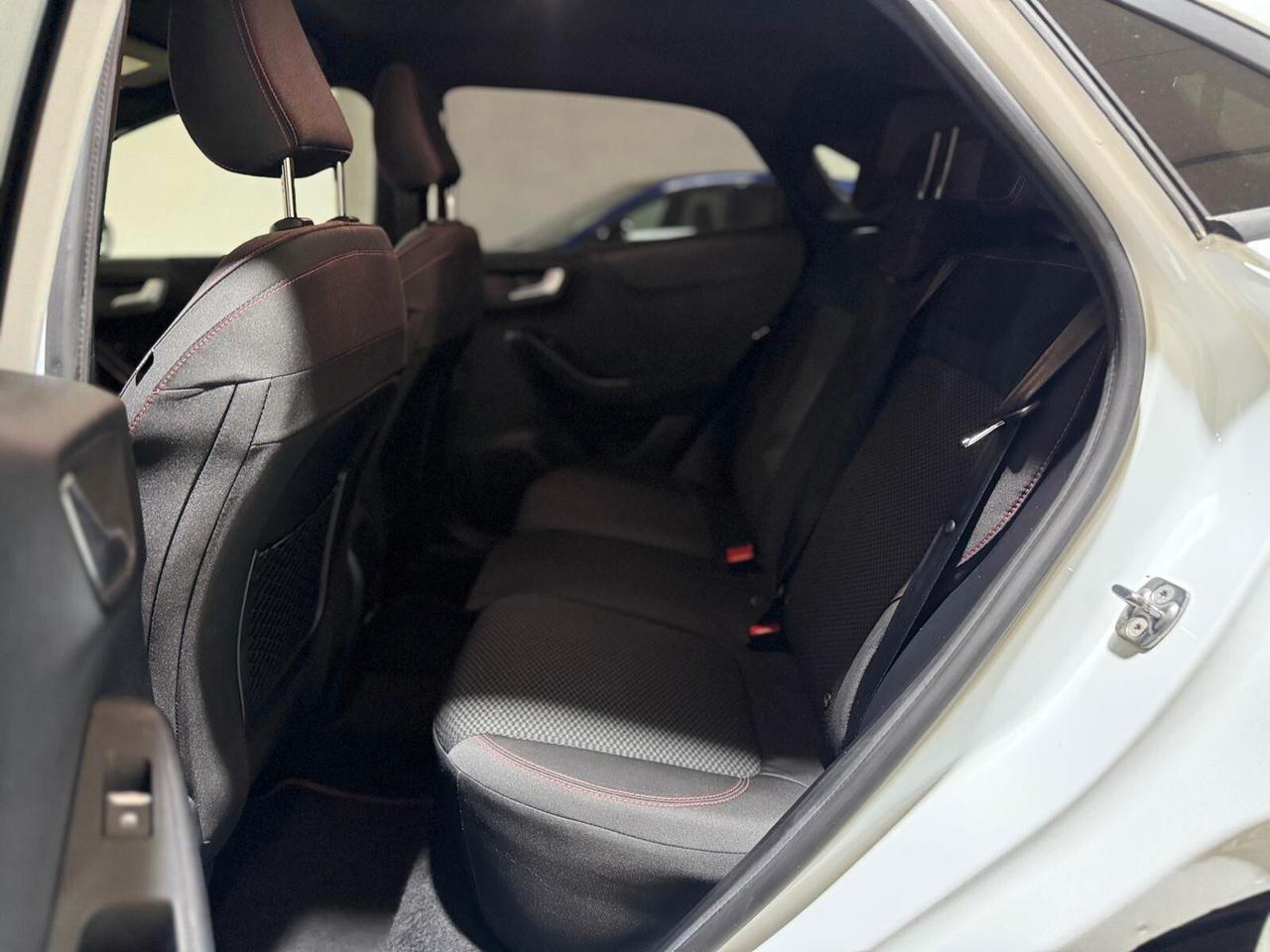 Ford Puma 1.0 EcoBoost Hybrid 125 CV S&S aut. Titanium