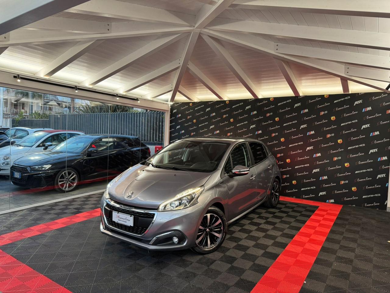 Peugeot 208 PureTech Stop&Start 5 porte Signature