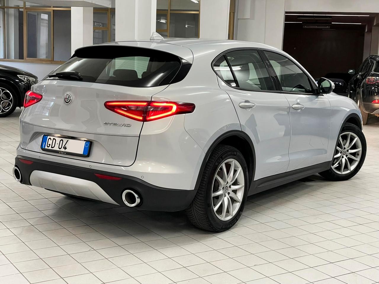 Alfa Romeo Stelvio 2.2 TD 190 CV EXECUTIVE 30/12/2020 CERCHI 19"