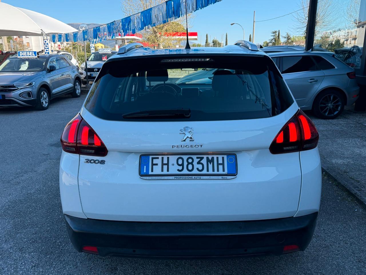 Peugeot 2008 BlueHDi 100 Allure