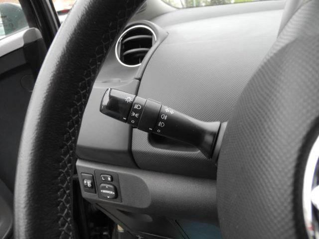 TOYOTA Yaris 1.4 D-4D DPF 5p. 6M - OK NEOPATENTATI - DA VETRINA