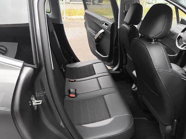 Peugeot 2008 BlueHDi 100 S&S Allure
