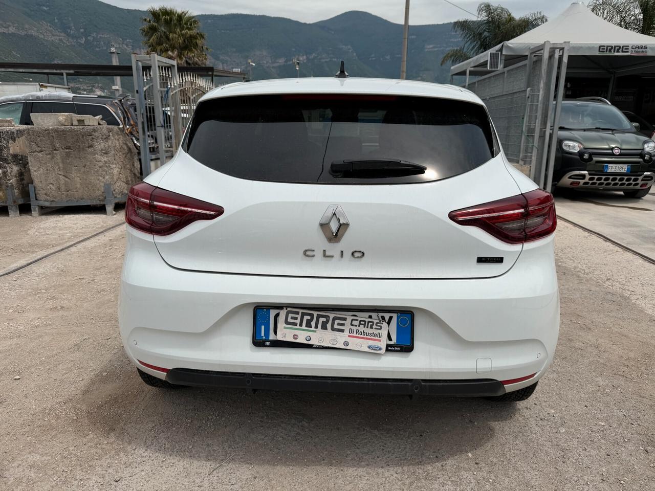 RENAULT CLIO 2023 1.6 HYBRID *AUTOM * AIRB OK