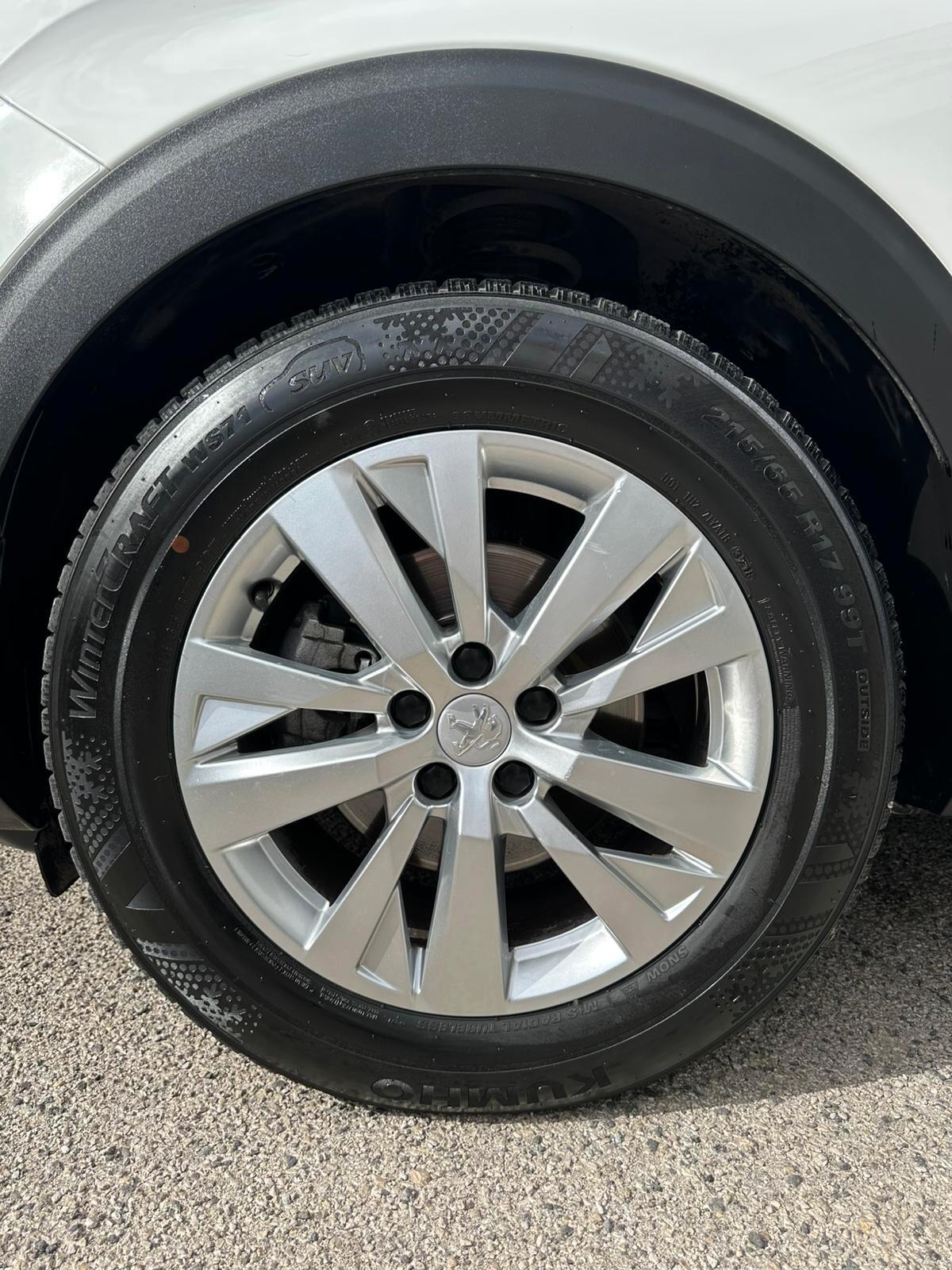 Peugeot 3008 BlueHDi 130 S&S Business