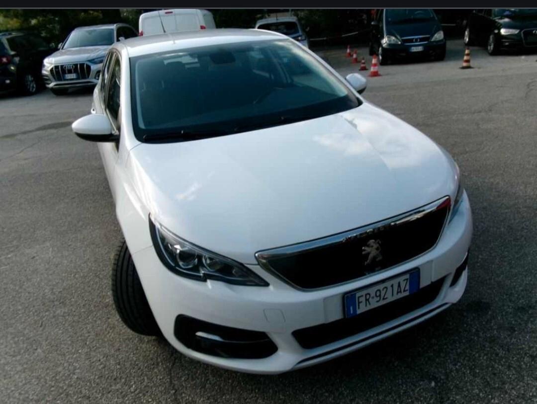 Peugeot 308 BlueHDi 120 S&S EAT6 Business