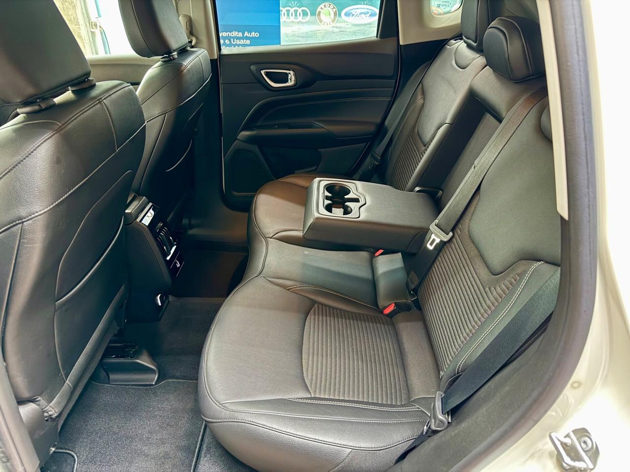 Jeep Compass 1.3 Turbo T4 2WD Night Eagle E6