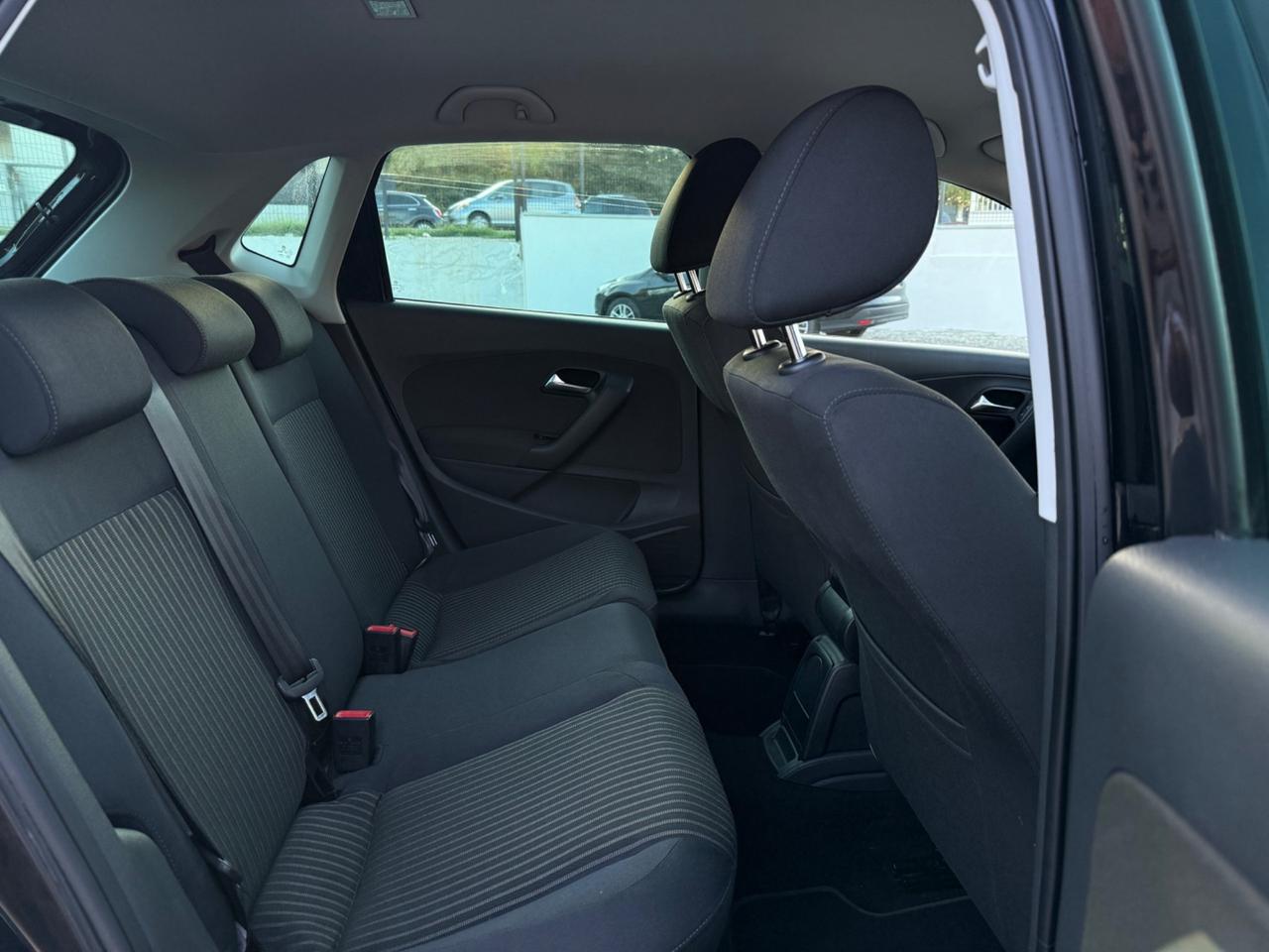 Volkswagen Polo 1.6 TDI 90CV DPF DSG 5 porte Highline