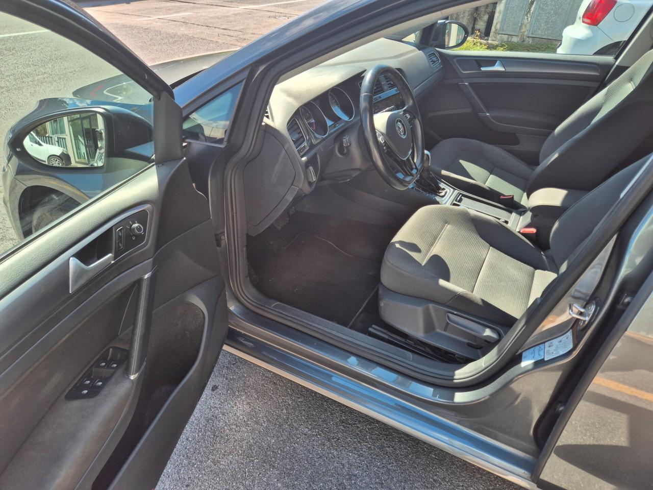 Volkswagen Golf Variant 1.5 TGI DSG 5p. Executive BlueMotione Tech.