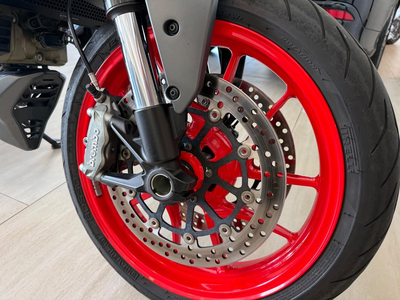 Ducati Monster 937 Plus