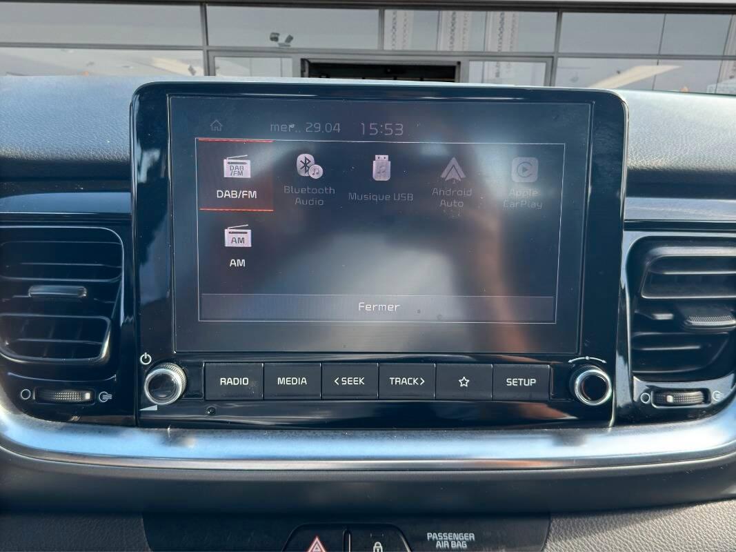 Kia STONIC . ACTIVE BUSINESS CON TELECAMERA E CARPLAY