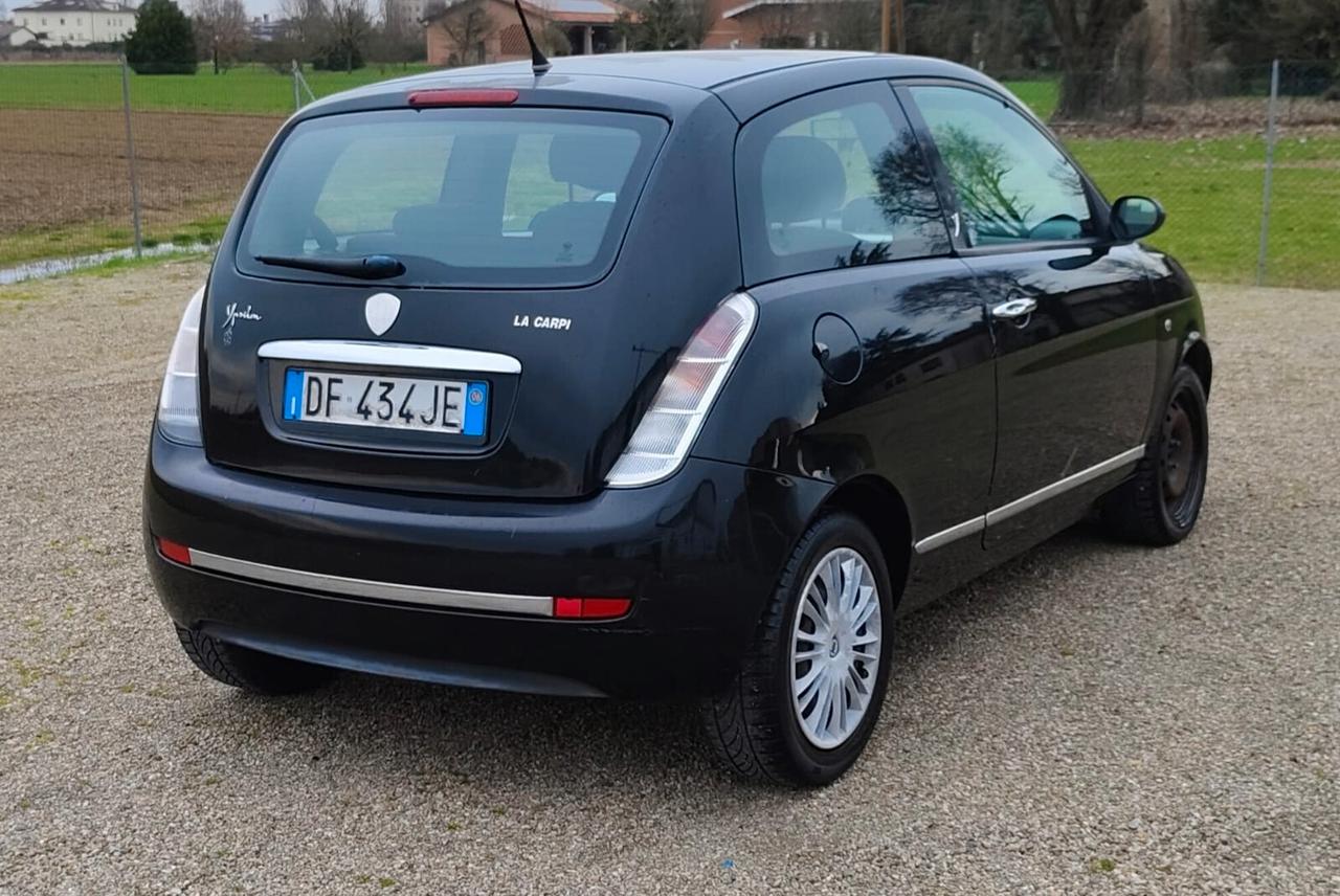 Lancia Ypsilon 1.2 Argento