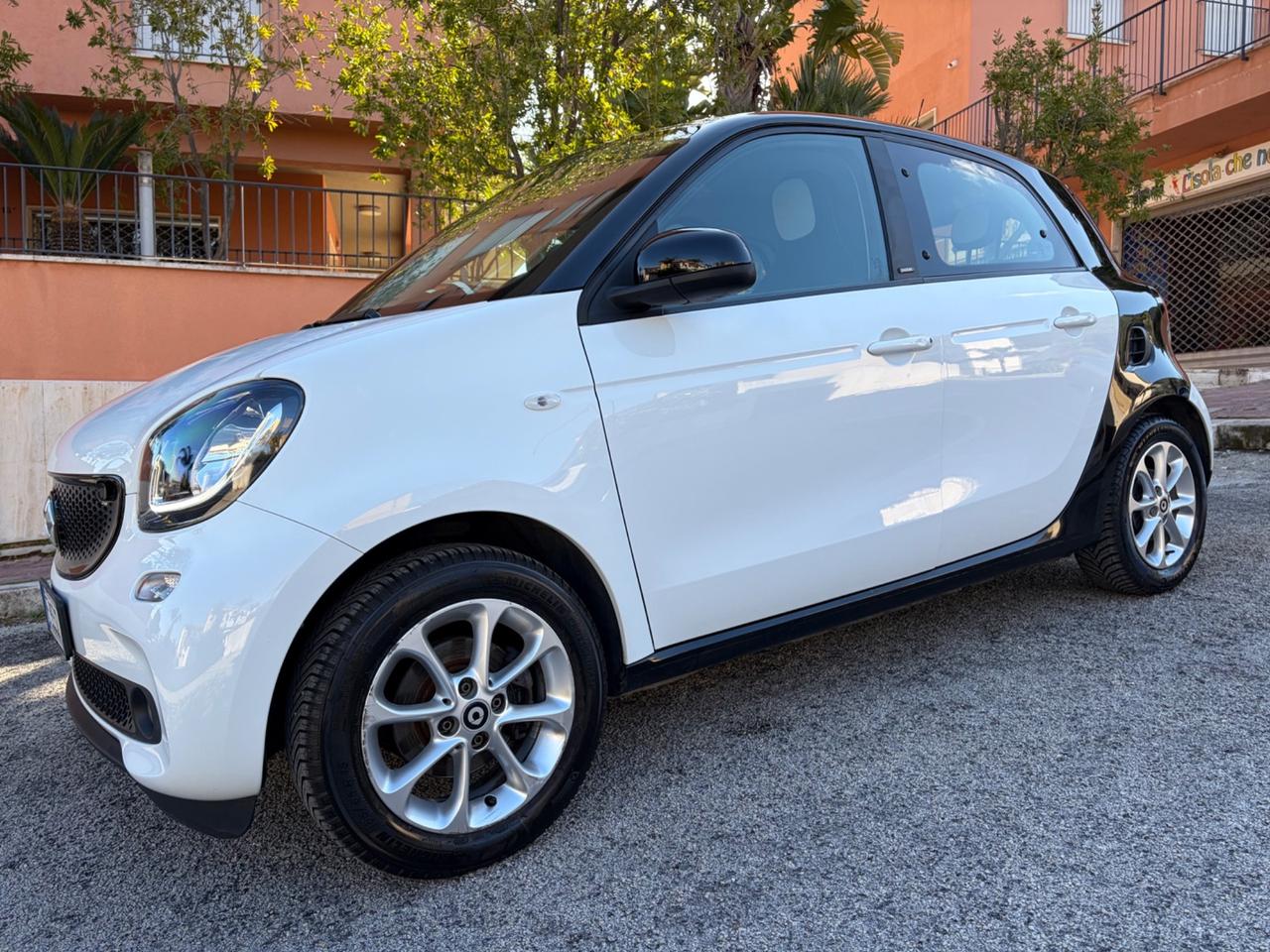 Smart ForFour 1.0 passion unico proprietario !!!