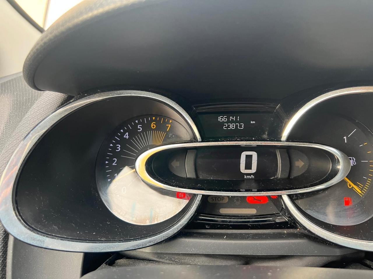 Renault Clio 1.2 75CV 5 porte Life