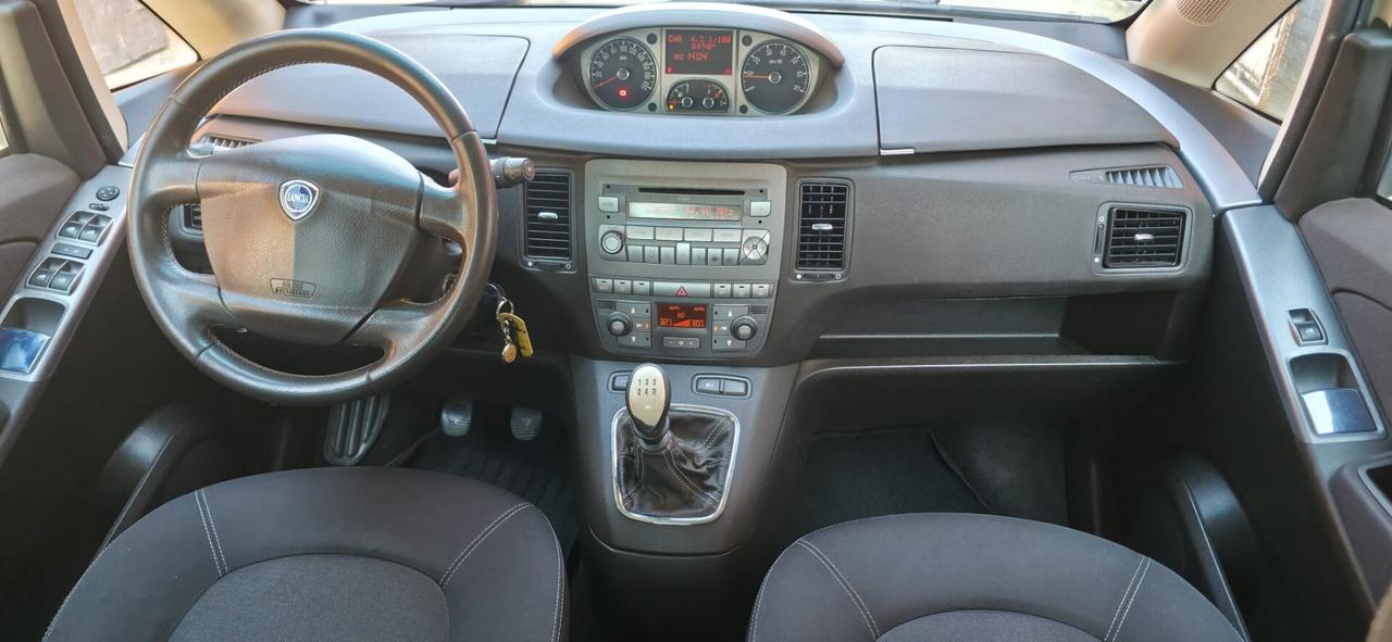 Lancia MUSA 1.4 8V Ecochic (GPL) 5th Avenue neop