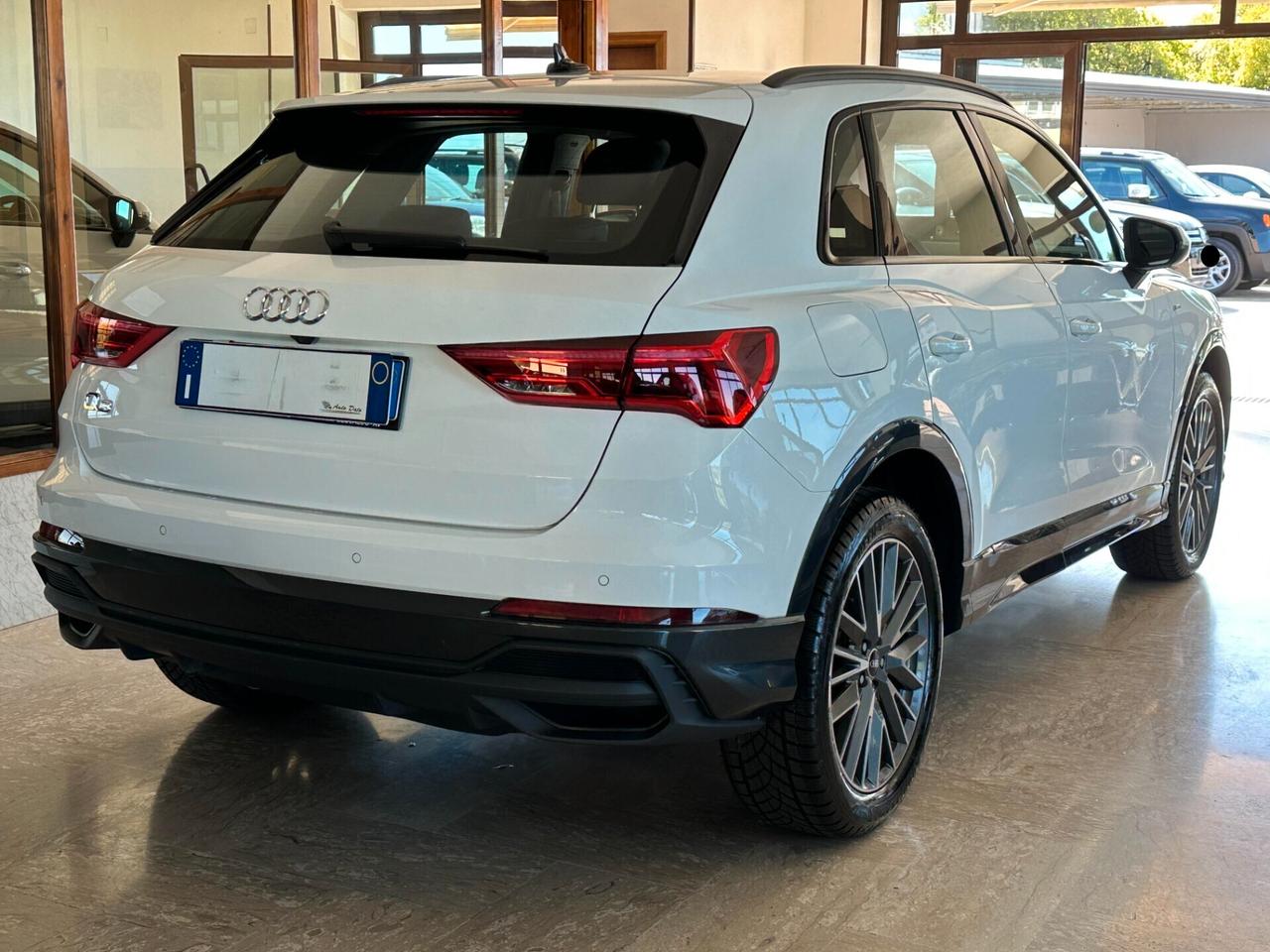 Audi Q3 35 2.0 TDI 150 cv. S Tronic LINE EDITION