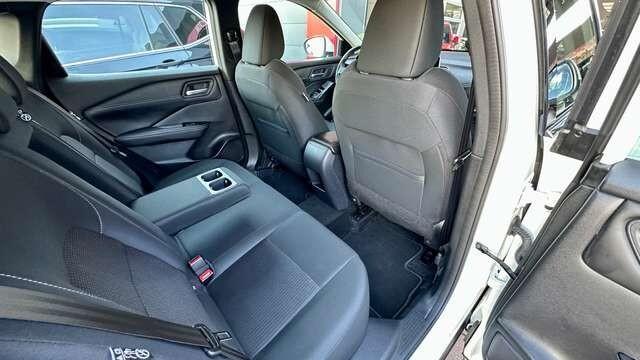 Nissan Qashqai 1.3 Mhev 158CV 2WD Xtronic Business