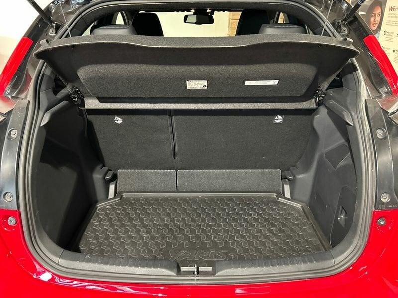 Toyota Yaris Hybrid Style MY22