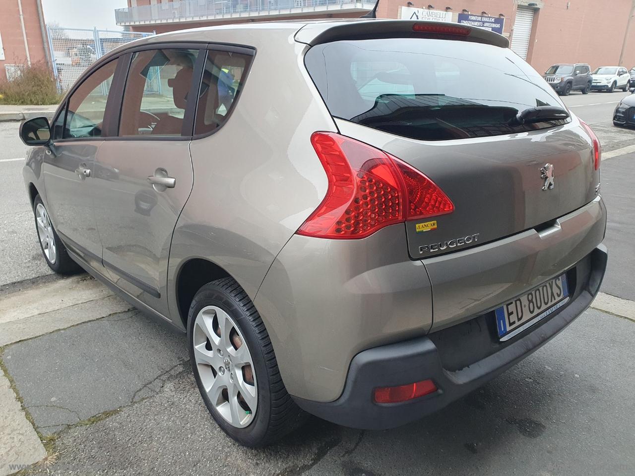 PEUGEOT 3008 1.6 VTi 120 CV