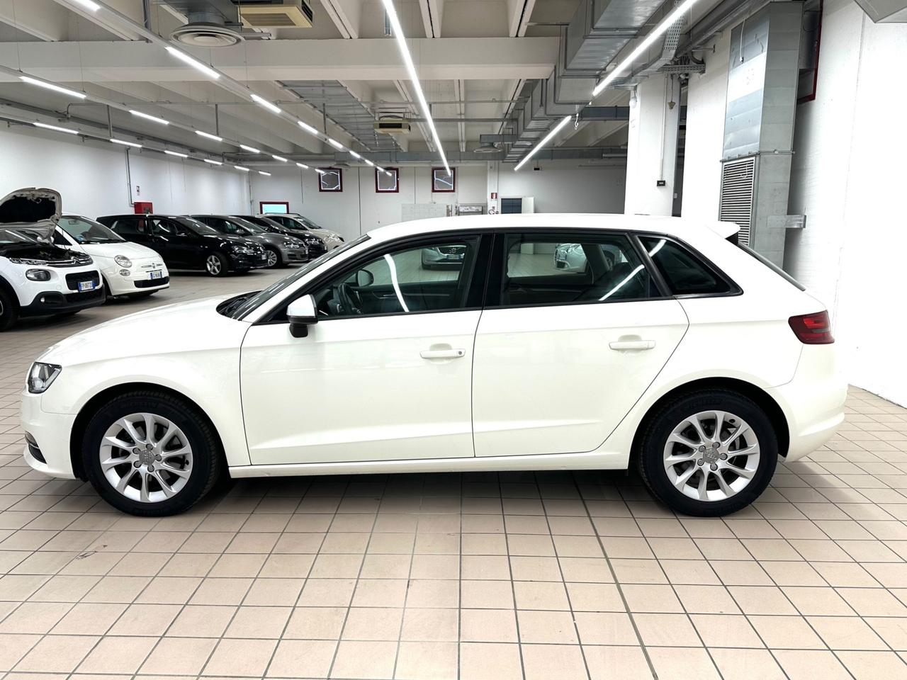 Audi A3 SPB 1.6 TDI clean diesel S tronic Business