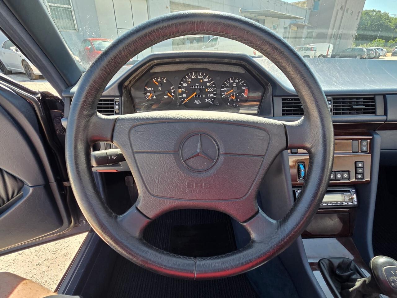 Mercedes-benz E 200 16V CABRIO A124
