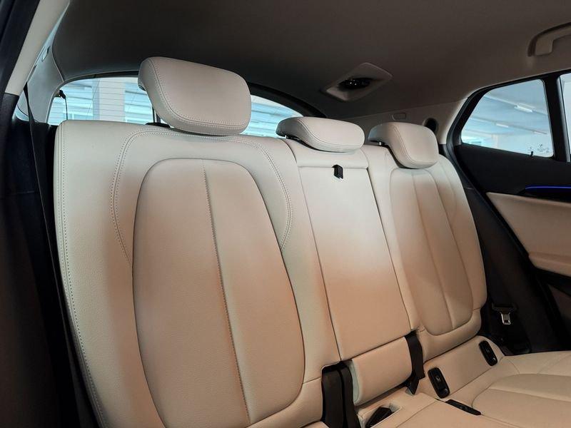 BMW X2 sDrive18d Business