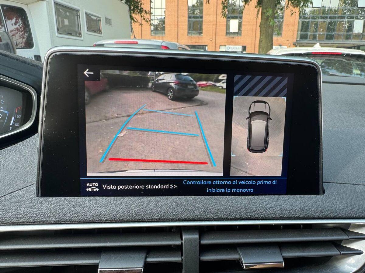 Peugeot 3008 1.2 pt t Active s&s 130cv