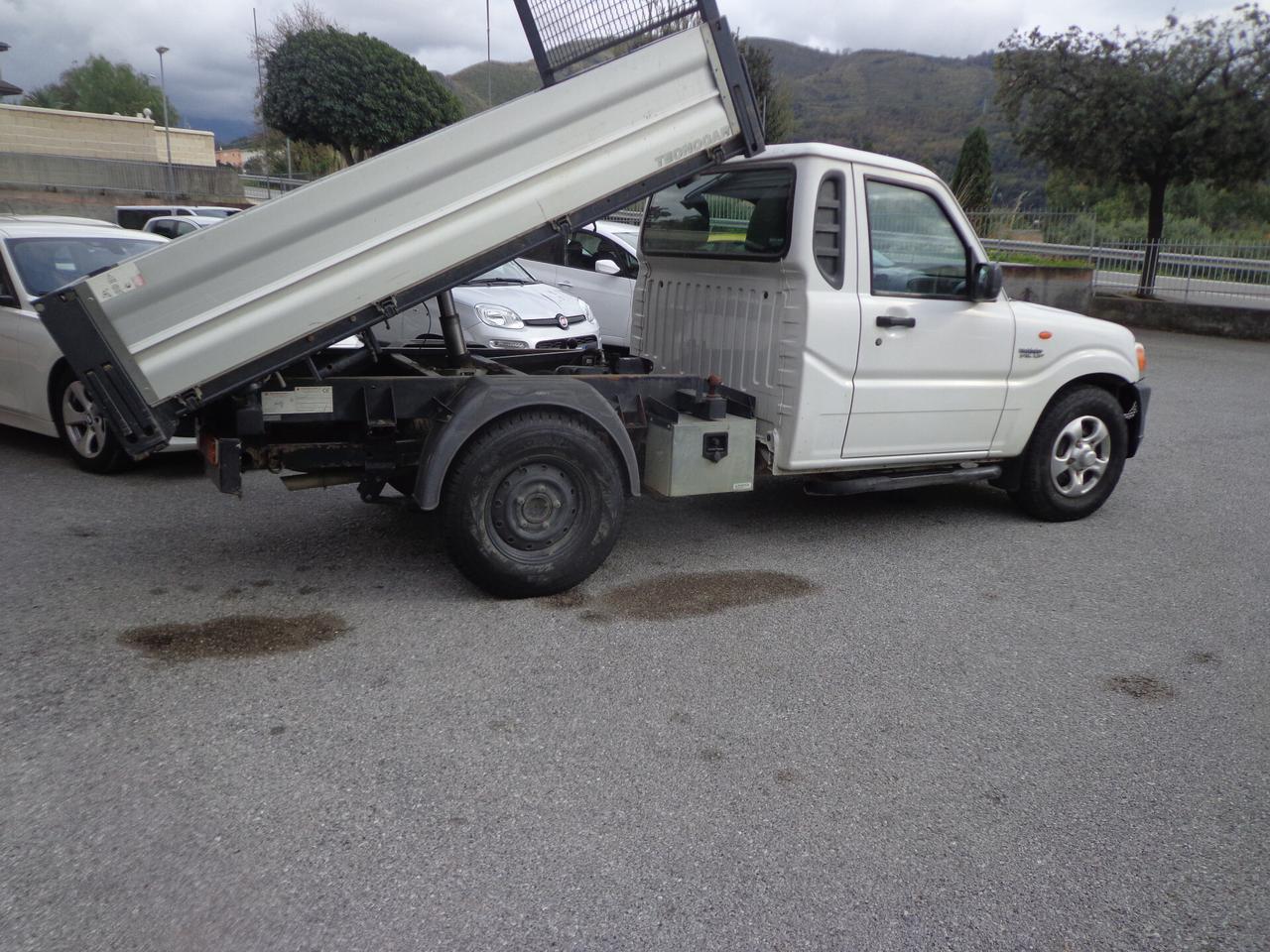 Mahindra Goa 2.2 CRDe 16V 2WD SC Trilaterale Pick-Up