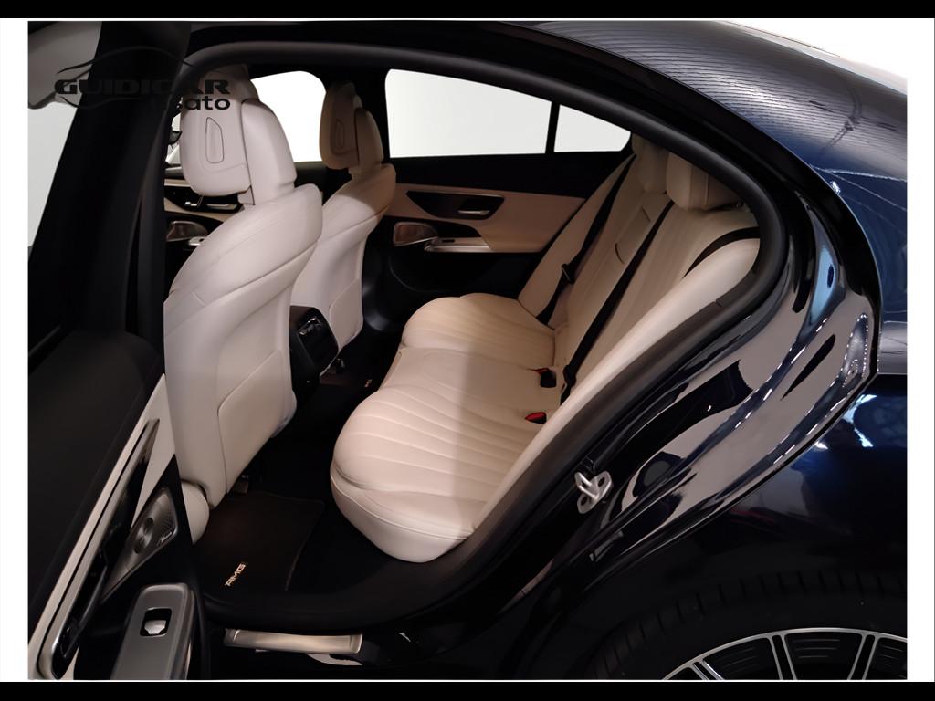 Mercedes-Benz Classe E- W214 Berlina - E 220 d AMG Line Premium auto