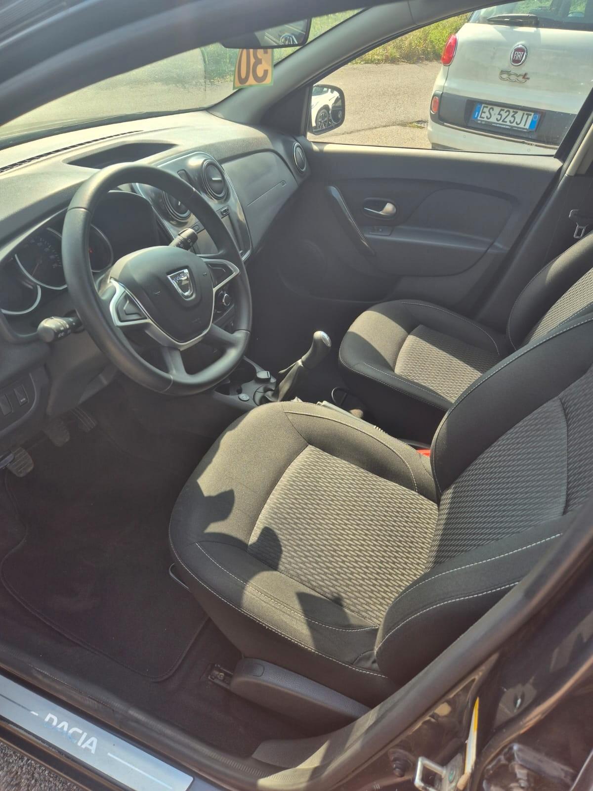 Dacia Logan MCV 0.9 TCe 90CV Lauréate 4 ANNI DI GARANZIA MECCANICA