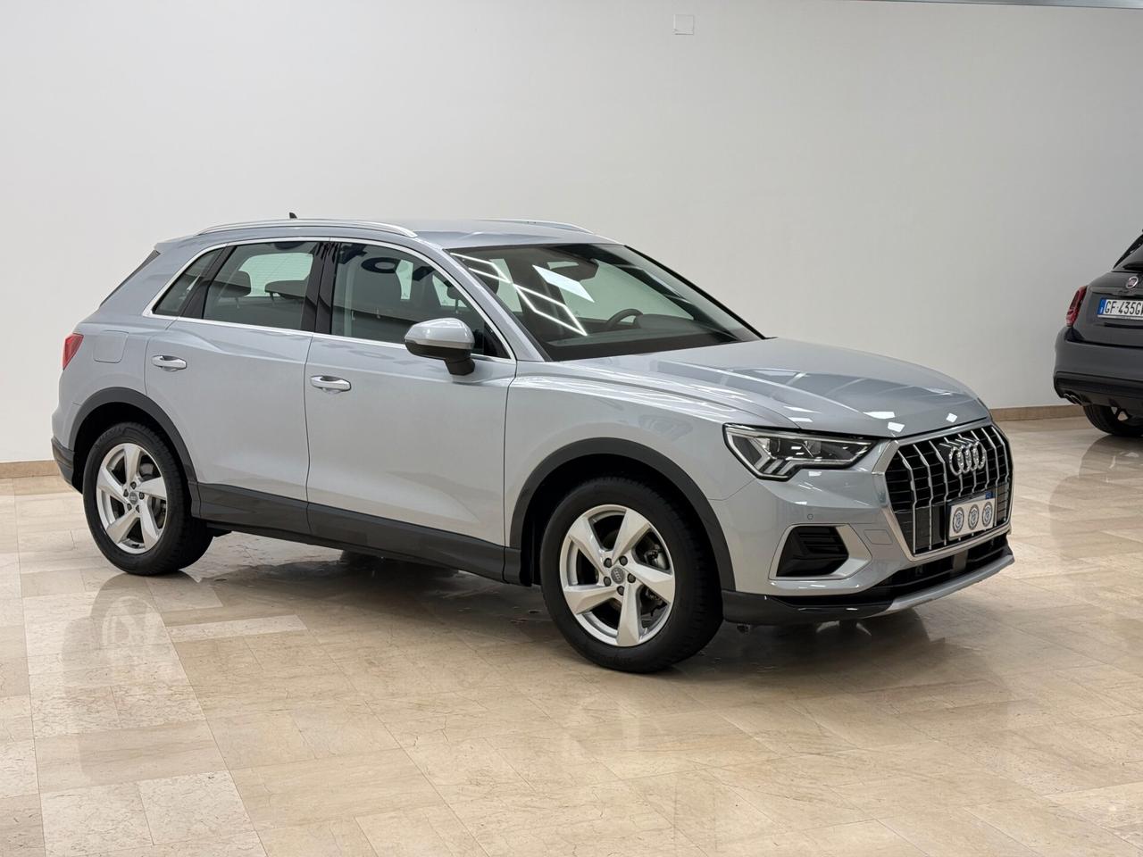 Audi Q3 35 2.0 tdi Business Advanced s-tronic