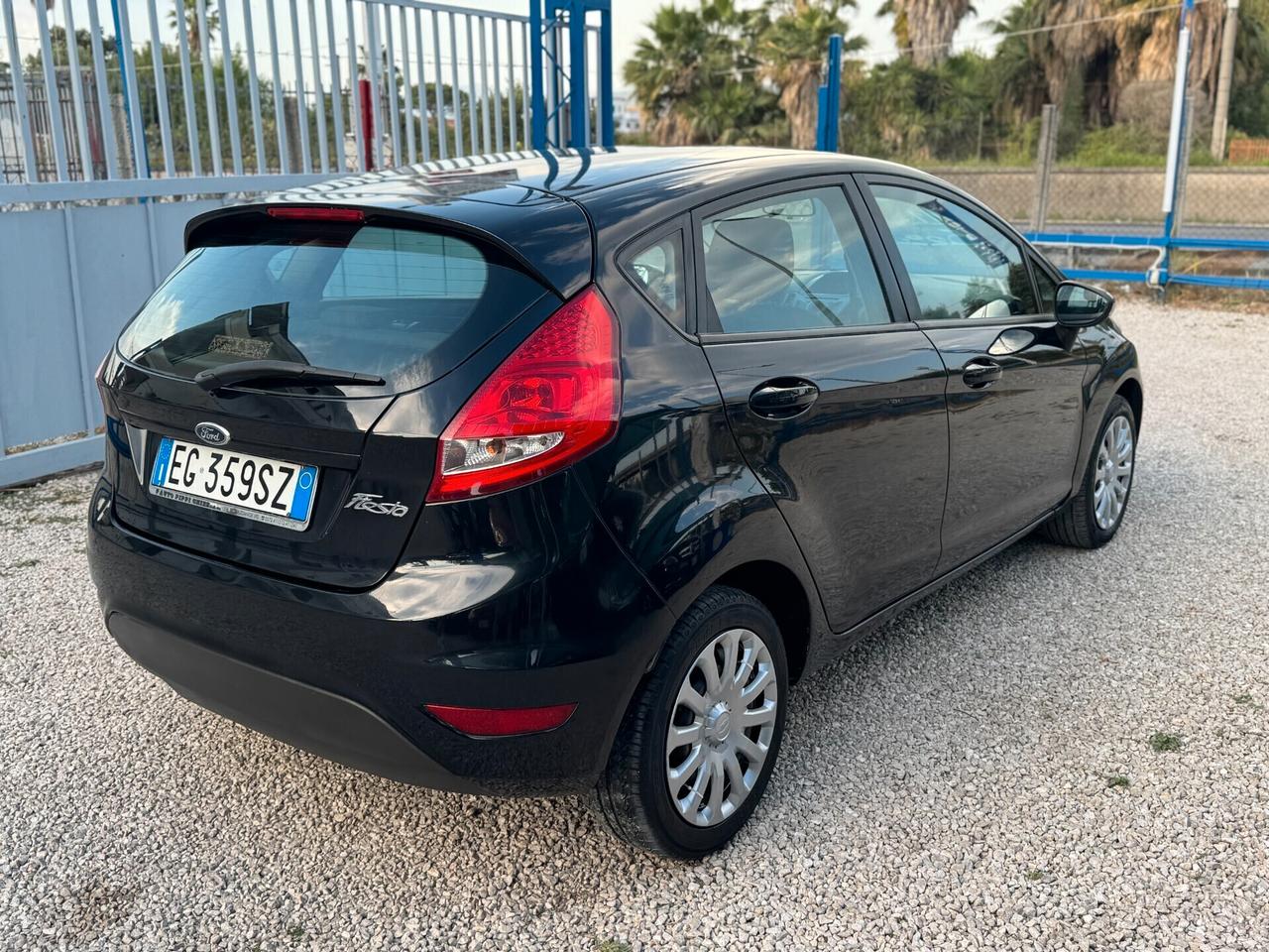 Ford Fiesta 1.2 82 CV 5 porte Titanium 1 prop. km certificati 2011
