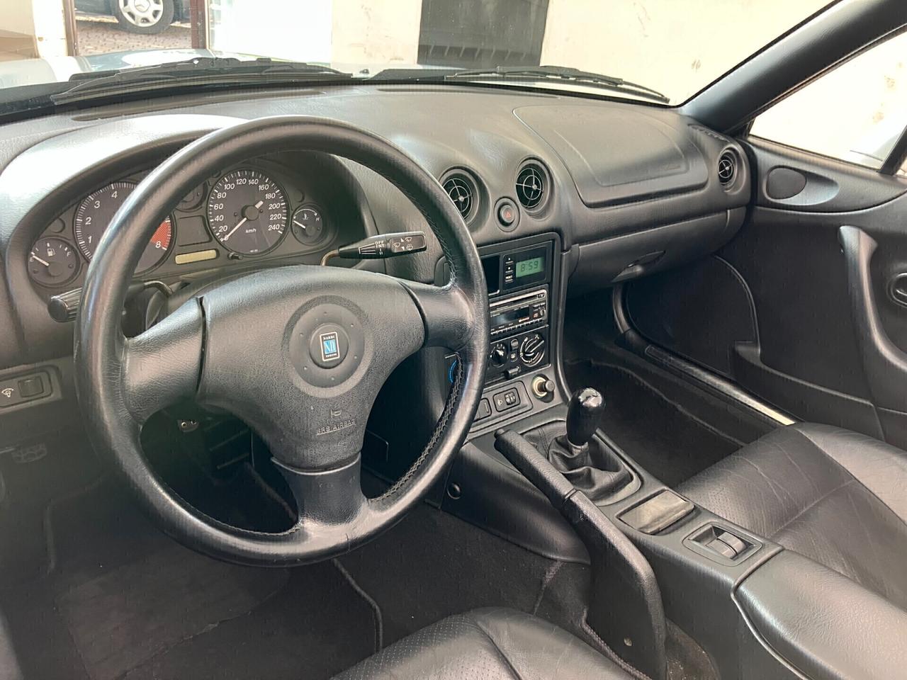 Mazda MX-5 1.6i CLIMA / HARD TOP