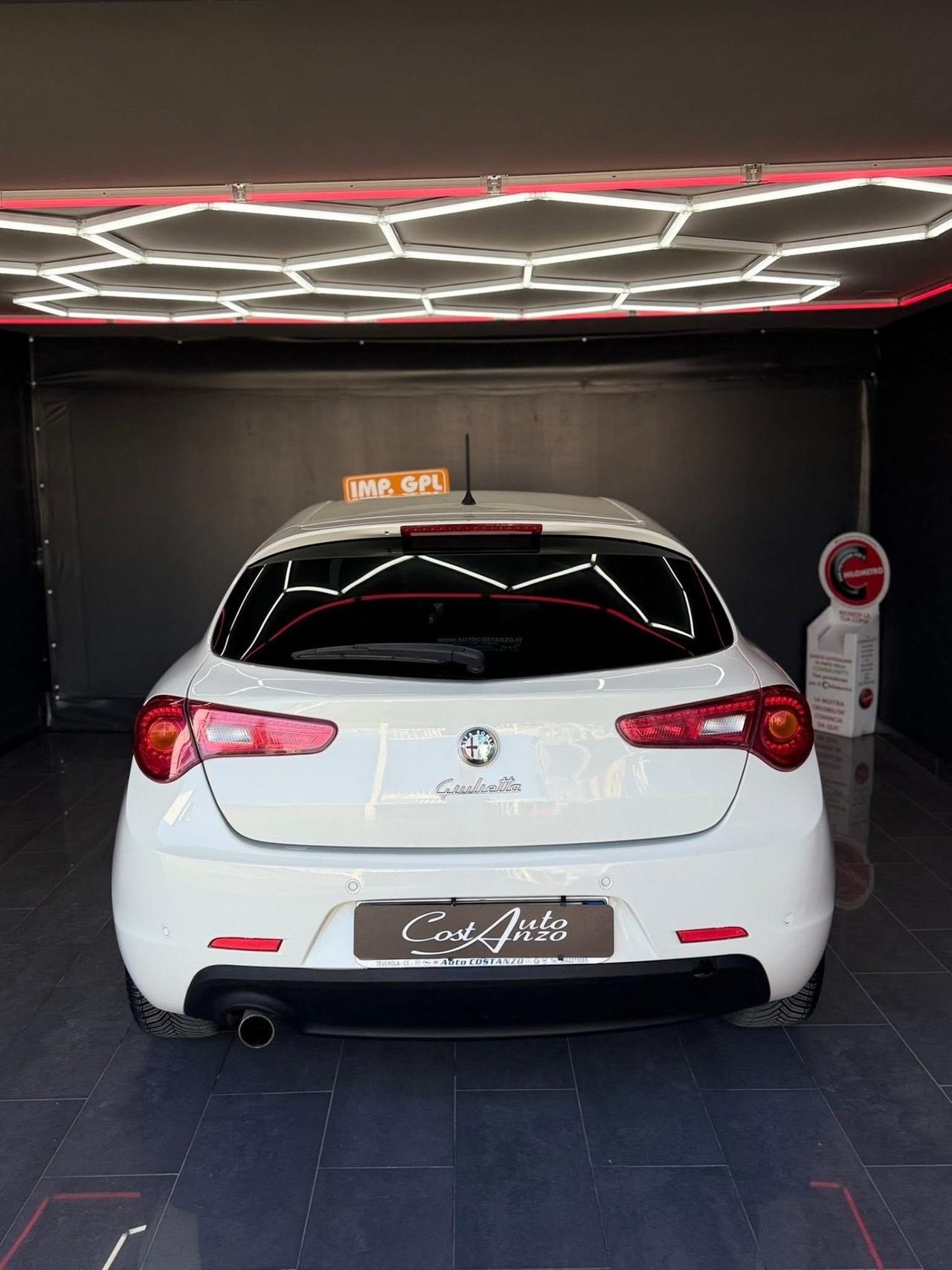 Alfa Romeo Giulietta 1.4 T-jet 120cv GPL Distinctive 2012