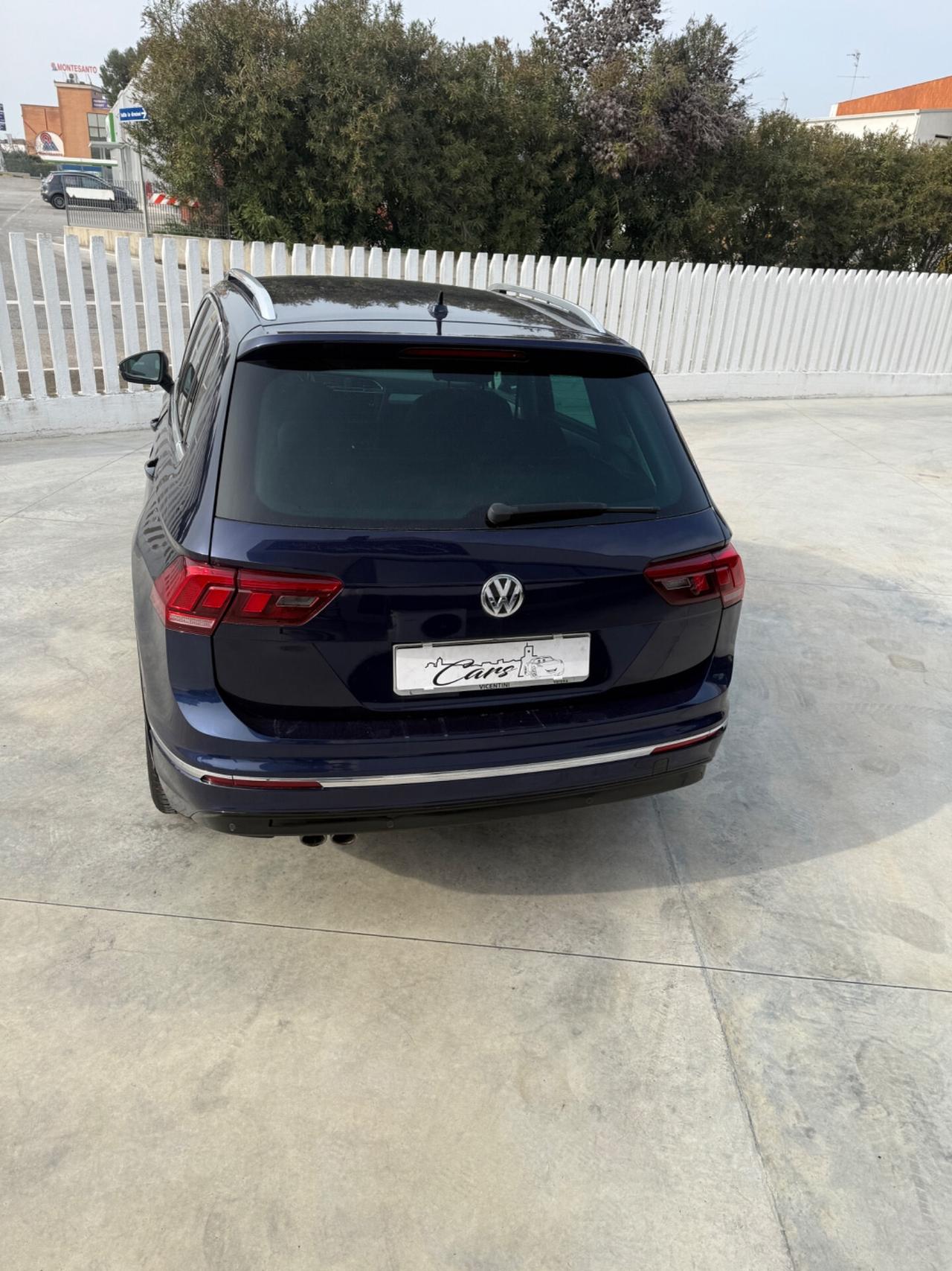 Volkswagen Tiguan 2.0 BiTDI SCR DSG 4MOTION Executive R-Line BMT