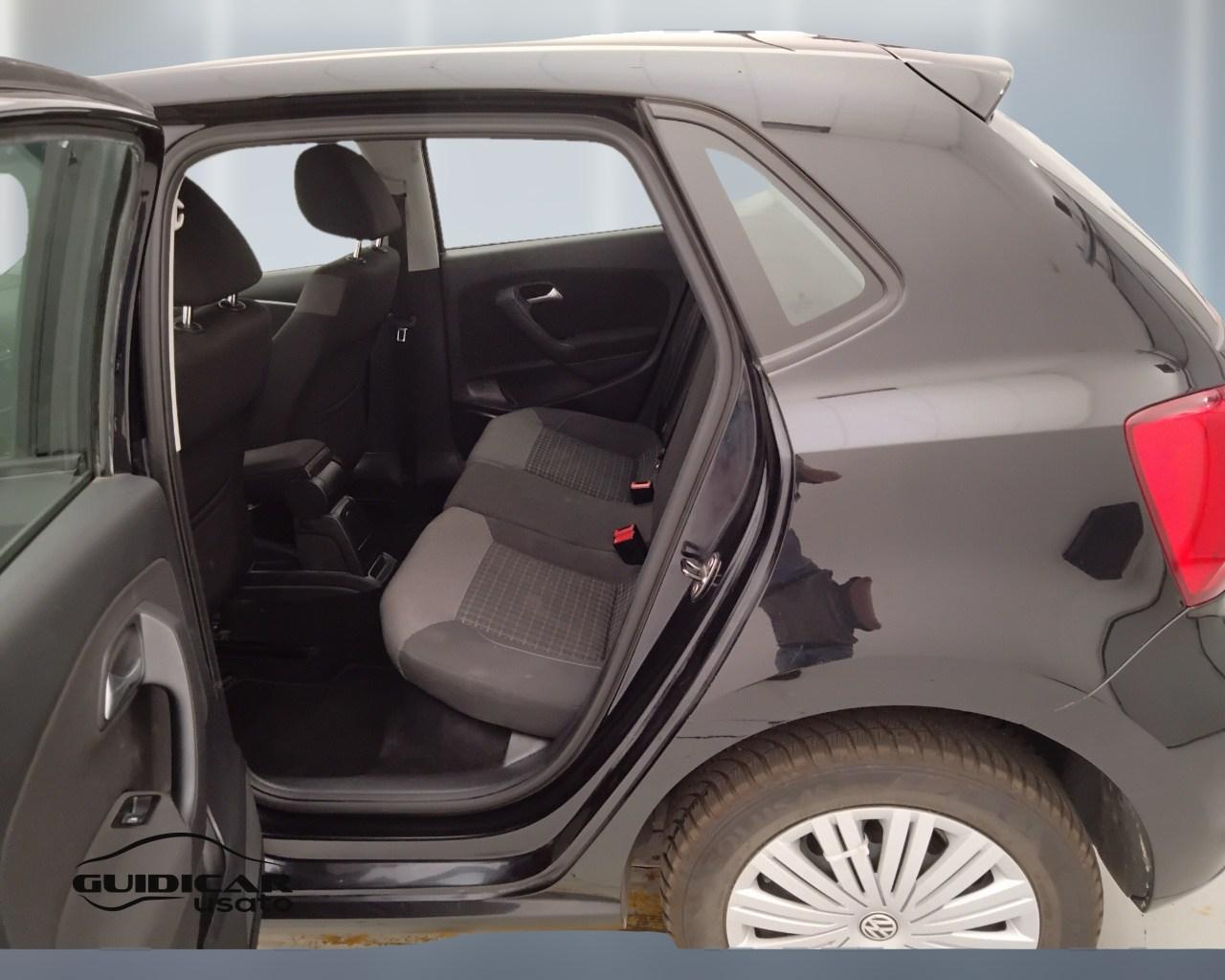 VOLKSWAGEN Polo V 2014 - Polo 5p 1.0 mpi Comfortline 75cv