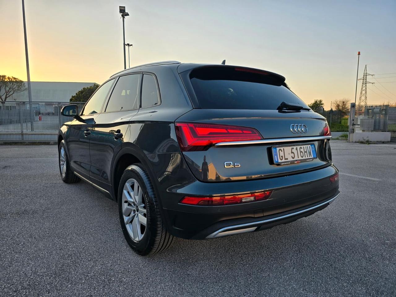 Audi Q5 35 TDI S tronic Business
