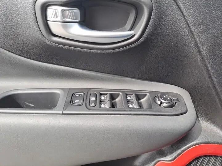 Jeep Renegade 1.3 T4 PHEV 240cv Trailhawk 4xe Auto