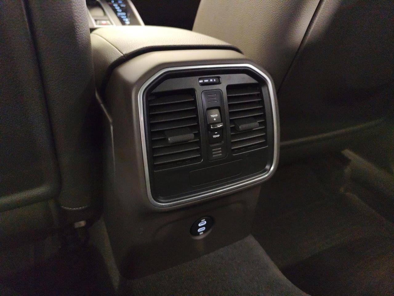 Porsche Macan 2.0 265cv