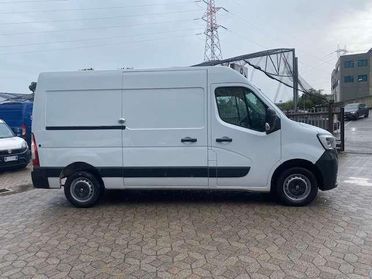 Renault Master 2.3 DCI L2H2